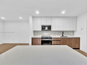 1123 NE 1st Ave, Fort Lauderdale FL 33304