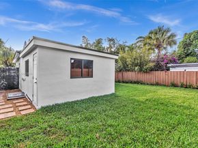 1123 NE 1st Ave, Fort Lauderdale FL 33304