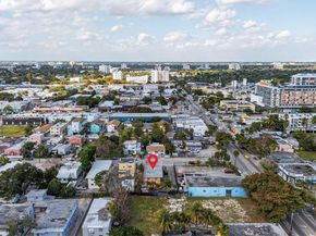 1716 NW 19th St, Miami FL 33125