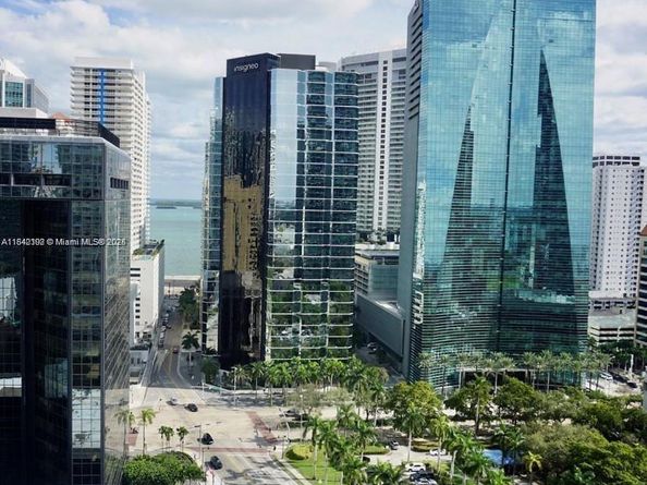 1250 S Miami Ave 2006, Miami FL 33130