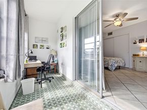 52 NE 204th St 6, Miami Gardens FL 33179