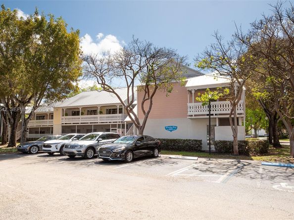 10441 Mahogany Key Cir 101, Miami FL 33196