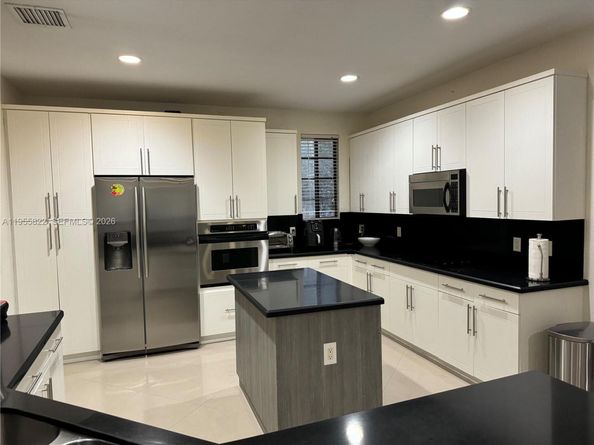 1547 Passion Vine Cir 53, Weston FL 33326