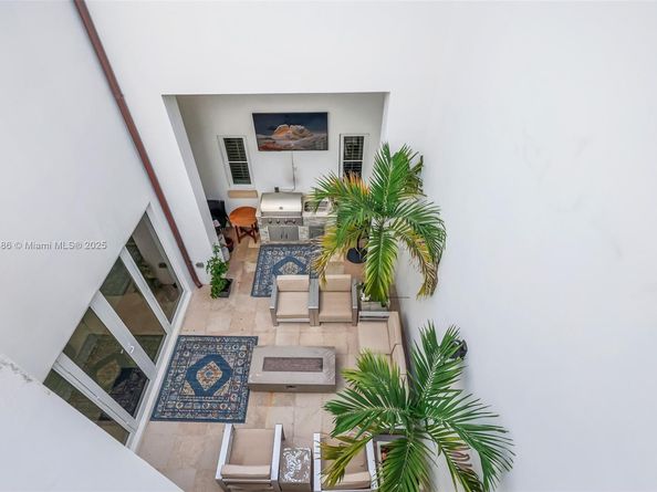 641 Santander Ave 3, Coral Gables FL 33134