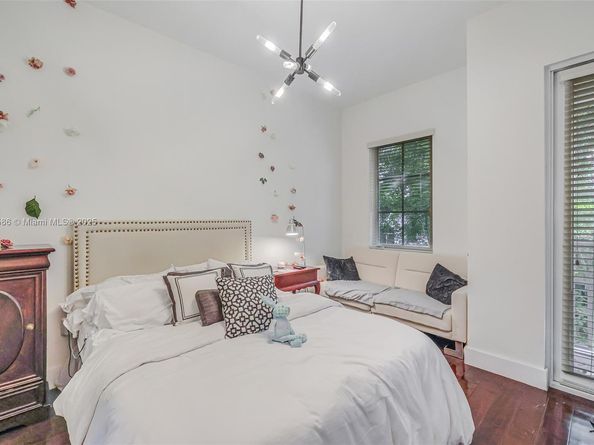 641 Santander Ave 3, Coral Gables FL 33134