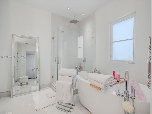 641 Santander Ave 3, Coral Gables FL 33134