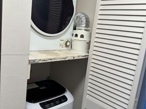 6701 N University Dr 202, Tamarac FL 33321