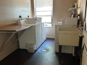 6701 N University Dr 202, Tamarac FL 33321