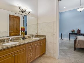 4025 SW 128th Ave, Miami FL 33175