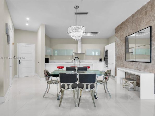 200 Sunny Isles Blvd TH404, Sunny Isles Beach FL 33160