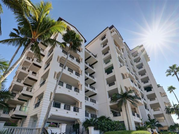 5235 Fisher Island Dr 5235, Miami Beach FL 33109