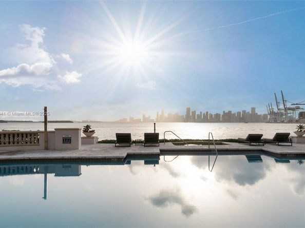 5235 Fisher Island Dr 5235, Miami Beach FL 33109