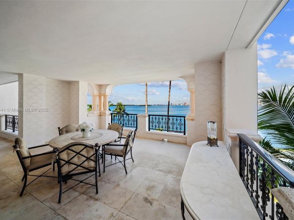 5235 Fisher Island Dr 5235, Miami Beach FL 33109
