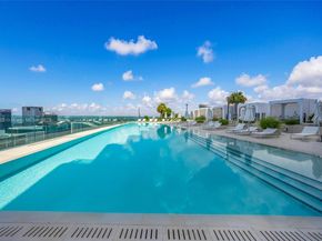 300 Biscayne Blvd Way 805, Miami FL 33131
