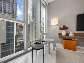 300 Biscayne Blvd Way 805, Miami FL 33131