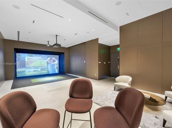 300 Biscayne Blvd Way 805, Miami FL 33131
