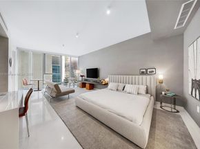 300 Biscayne Blvd Way 805, Miami FL 33131