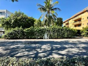 12418 NE 4th Ave, North Miami FL 33161