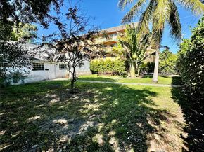 12418 NE 4th Ave, North Miami FL 33161