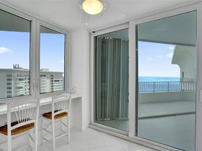 550 S Ocean Blvd Ph05, Boca Raton FL 33432