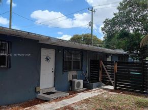1262 - 1264 NW 46th St, Miami FL 33142