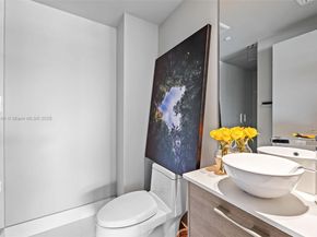 650 NE 32nd St 4405, Miami FL 33137