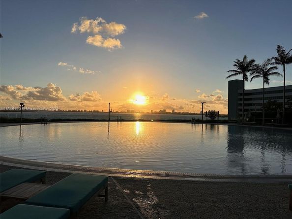 650 NE 32nd St 4405, Miami FL 33137
