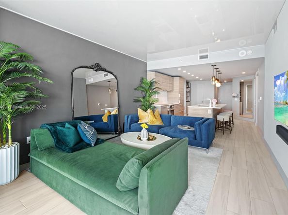 650 NE 32nd St 4405, Miami FL 33137