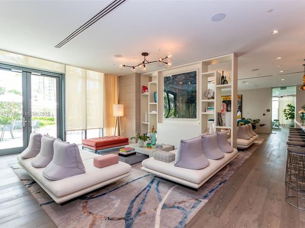 650 NE 32nd St 4405, Miami FL 33137