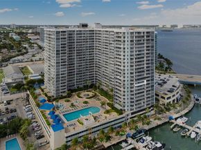 7601 E Treasure Dr 1119, North Bay Village FL 33141