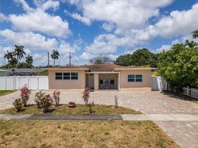 104 N 31st Ct, Hollywood FL 33021