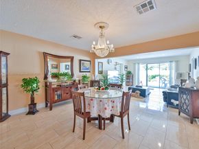104 N 31st Ct, Hollywood FL 33021