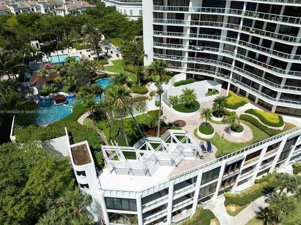 4000 Island Blvd 2301, Aventura FL 33160
