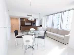 475 Brickell Ave 1715, Miami FL 33131