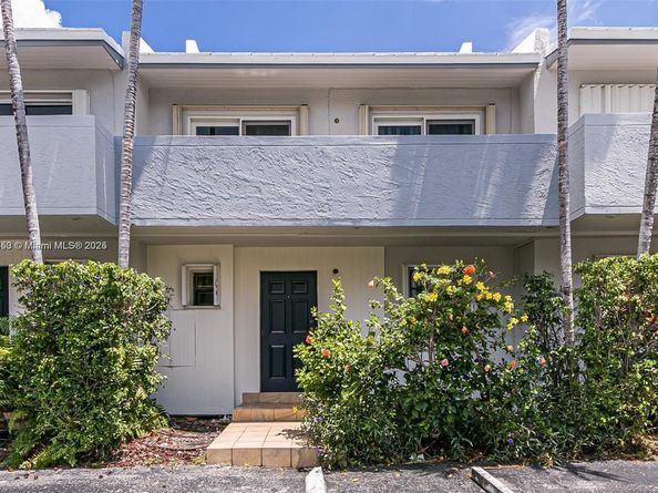 3807 NE 166th St, North Miami Beach FL 33160