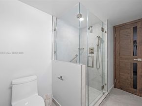 3807 NE 166th St, North Miami Beach FL 33160