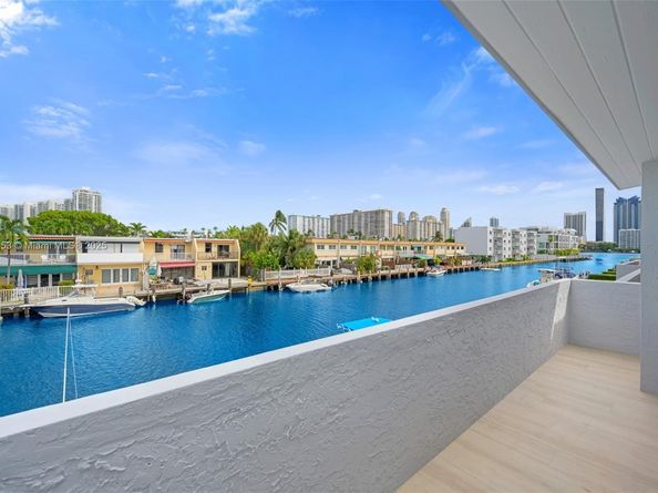 3807 NE 166th St, North Miami Beach FL 33160