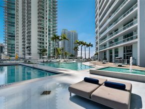 90 SW 3rd St 1205, Miami FL 33130