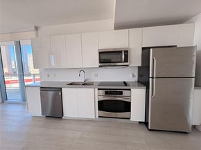 90 SW 3rd St 1205, Miami FL 33130