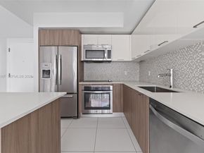 5252 NW 85th Ave 605, Doral FL 33166