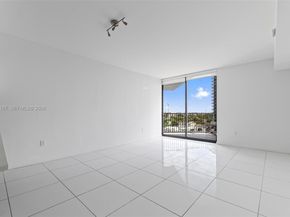 5252 NW 85th Ave 605, Doral FL 33166