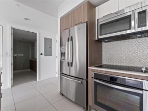 5252 NW 85th Ave 605, Doral FL 33166