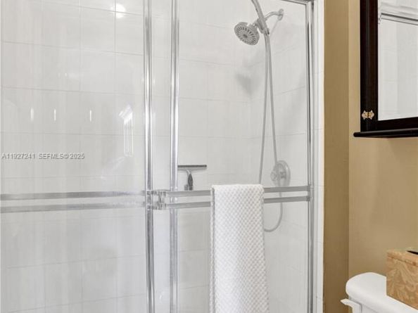 4909 Schooner Drive, Fort Lauderdale FL 33312