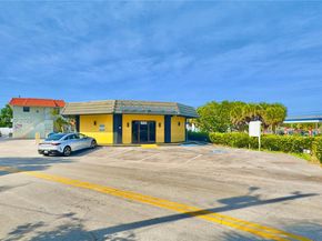 888 E Coast Ave, Lantana FL 33462