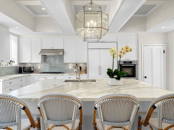 1004 Cotorro Ave, Coral Gables FL 33146