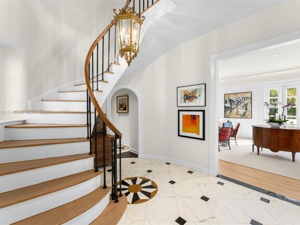 1004 Cotorro Ave, Coral Gables FL 33146