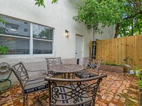 3067 Center St 17, Miami FL 33133