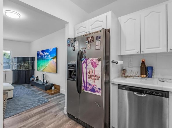 3067 Center St 17, Miami FL 33133