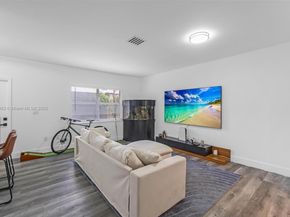 3067 Center St 17, Miami FL 33133