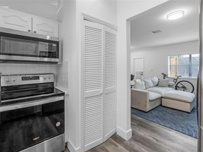 3067 Center St 17, Miami FL 33133